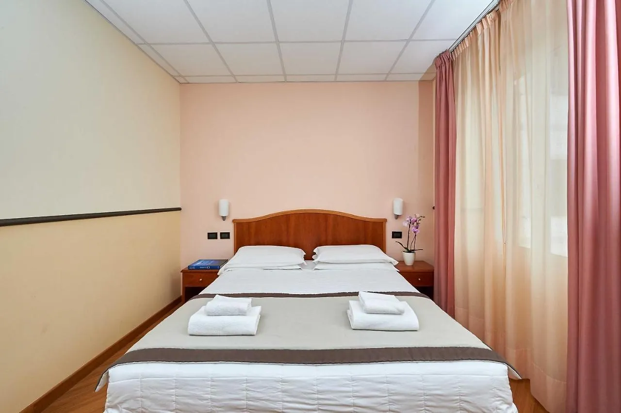 Hotel Corallo Империя