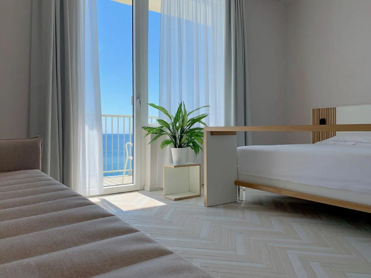 Hotel Corallo Империя 3*,