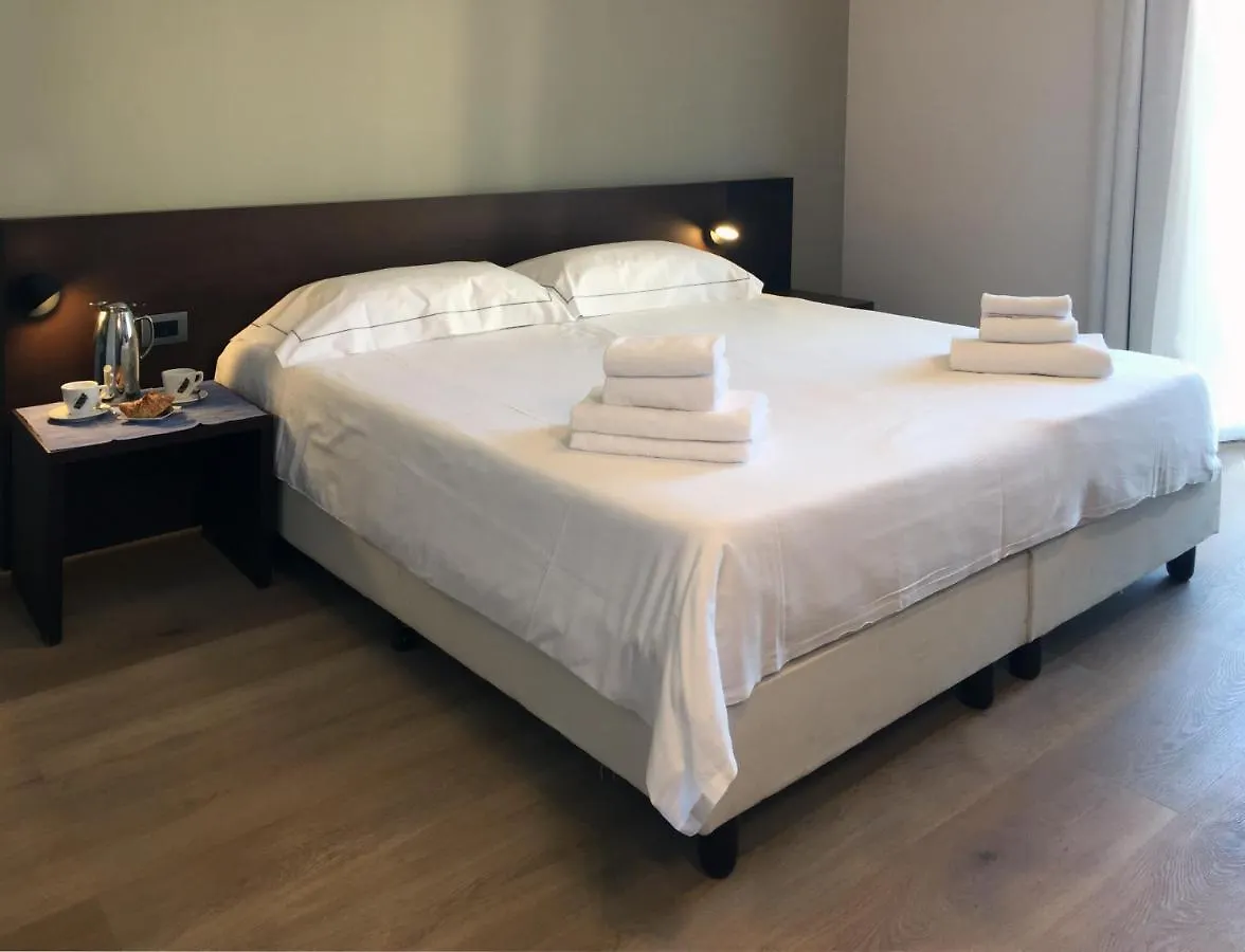Hotel Corallo Империя 3*,  Италия