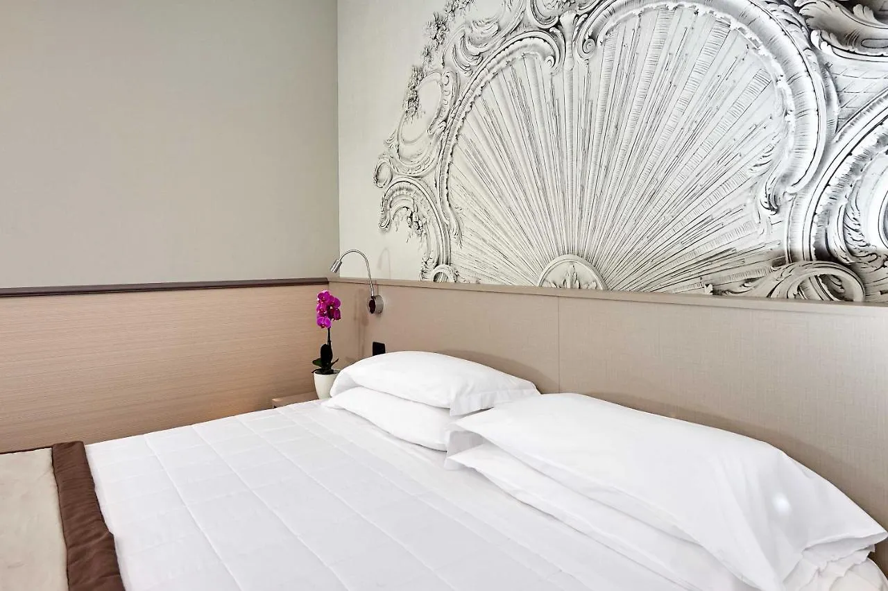 Hotel Corallo Империя