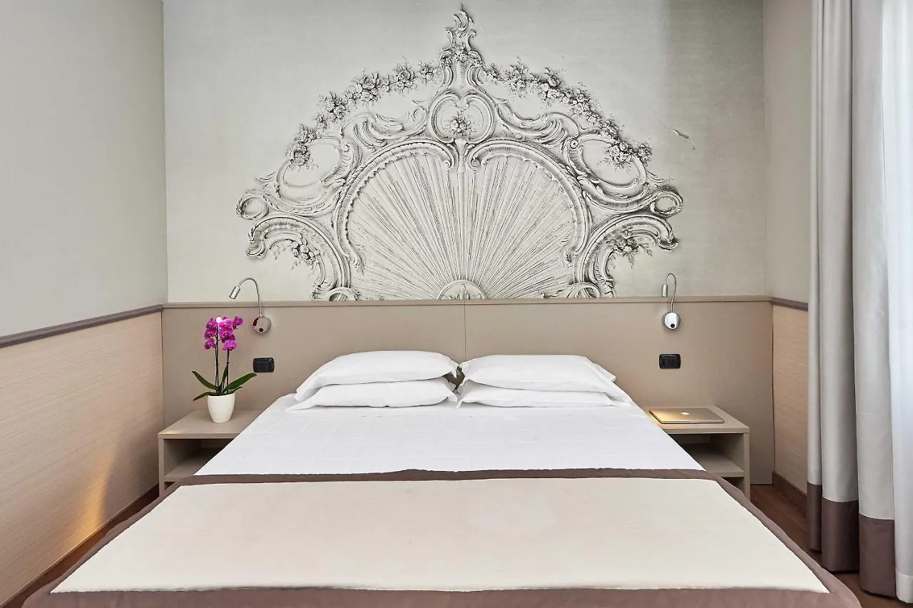 Hotel Corallo Империя 3*,